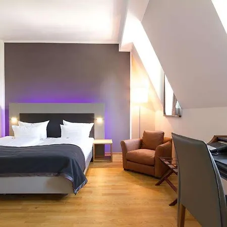 Qube Bahnstadt Szálloda 4*