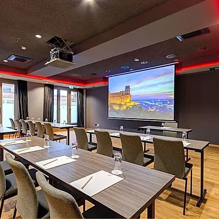 Qube Bahnstadt Hotel