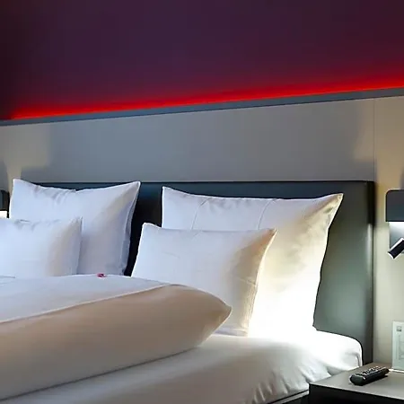 Qube Bahnstadt 4*