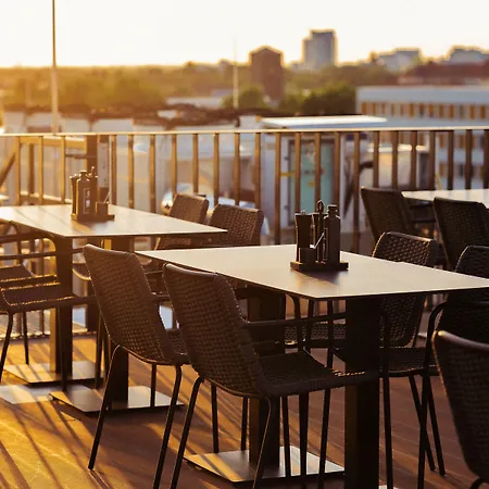 Qube Bahnstadt 4*