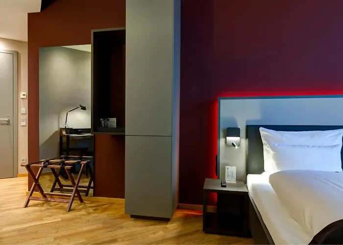 Qube Bahnstadt Hotel 4*